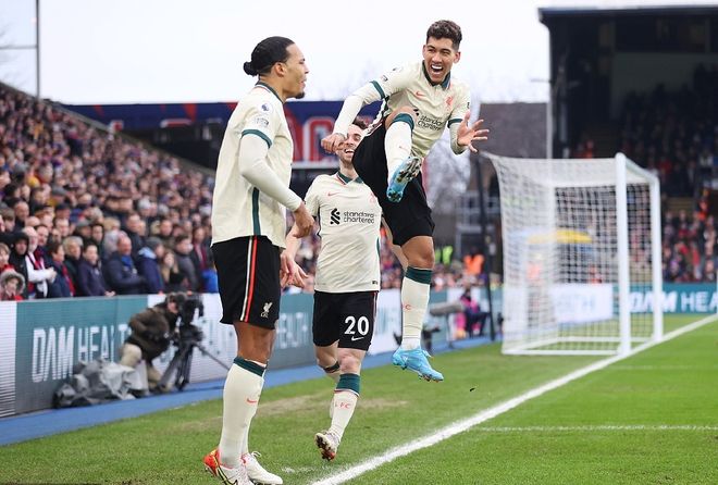 球队在最难的时候没有崩